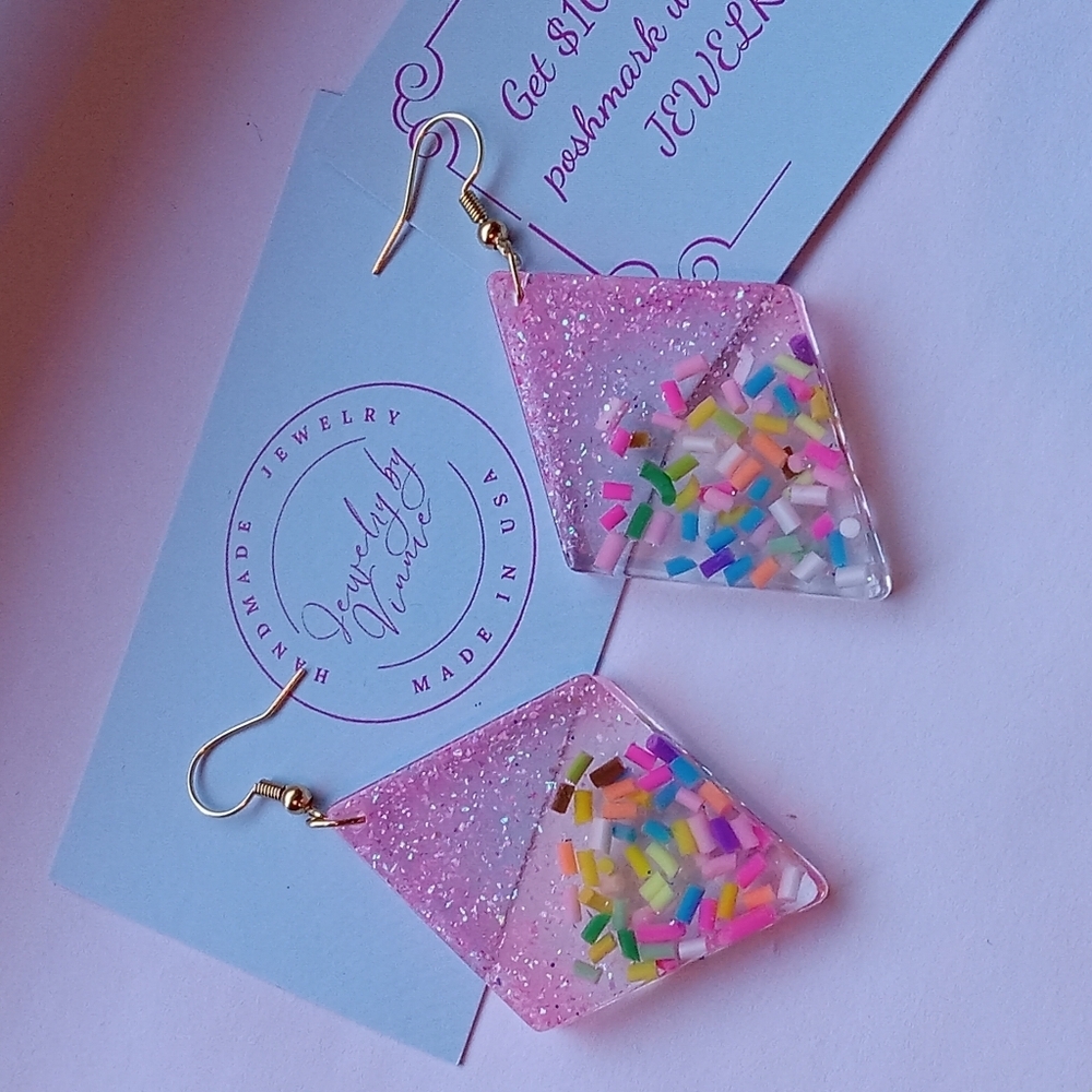 Hand Crafted Resin Earrings Cupcakes & Sprinkles Collection - Picture 5 of 7